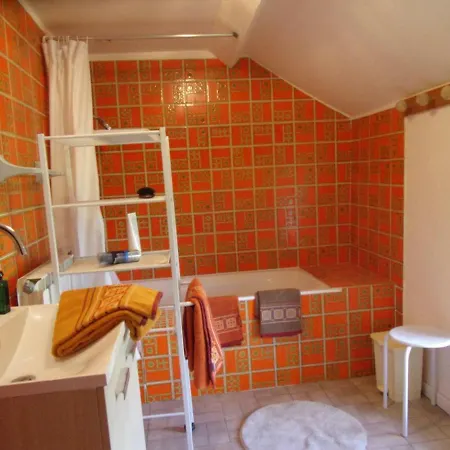 Prázdninový dům Charmante Fermette Au Sud Avec Jardin Et Animaux Acceptes - Fr-1-489-311