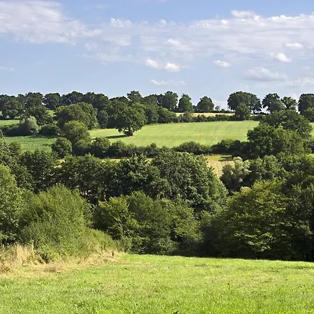 Charmante Fermette Au Sud Avec Jardin Et Animaux Acceptes - Fr-1-489-311 Prázdninový dům Vieure